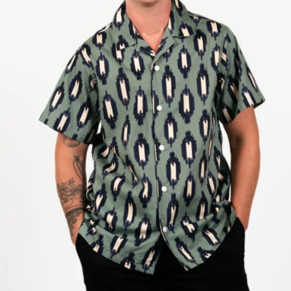 Primark Green And Black Ikat Swim Shirt And Trunks Size XL NEW With Tags